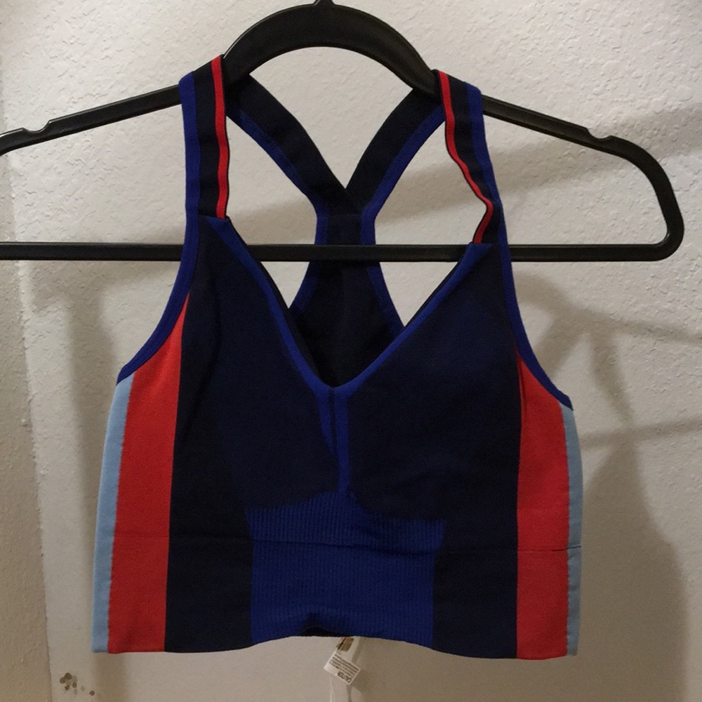 LNDR sports bra